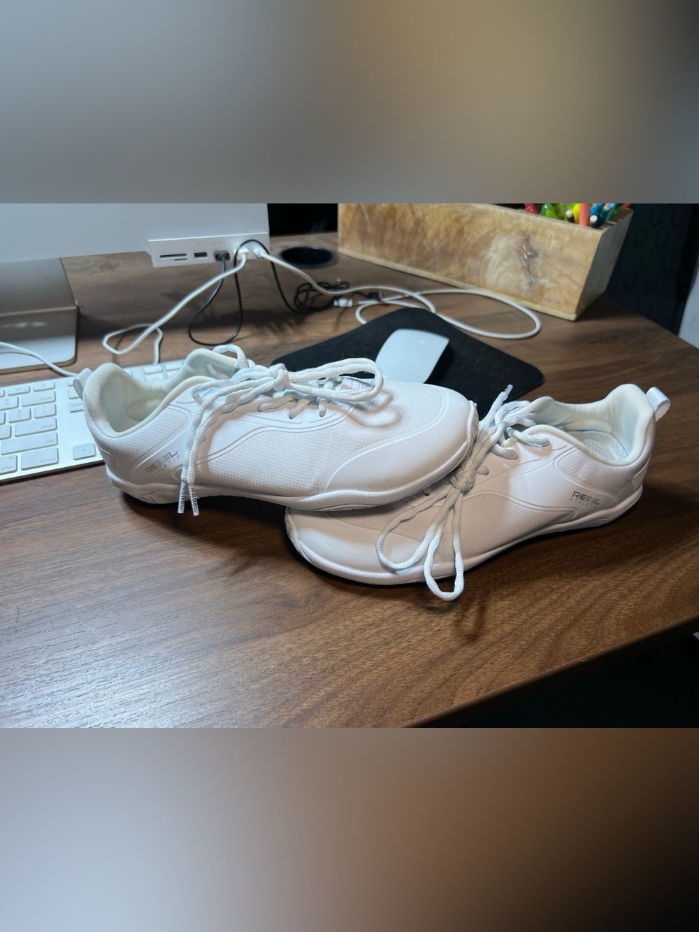 Rebel Cheerleading Shoes Women’s Size 8 White 2329